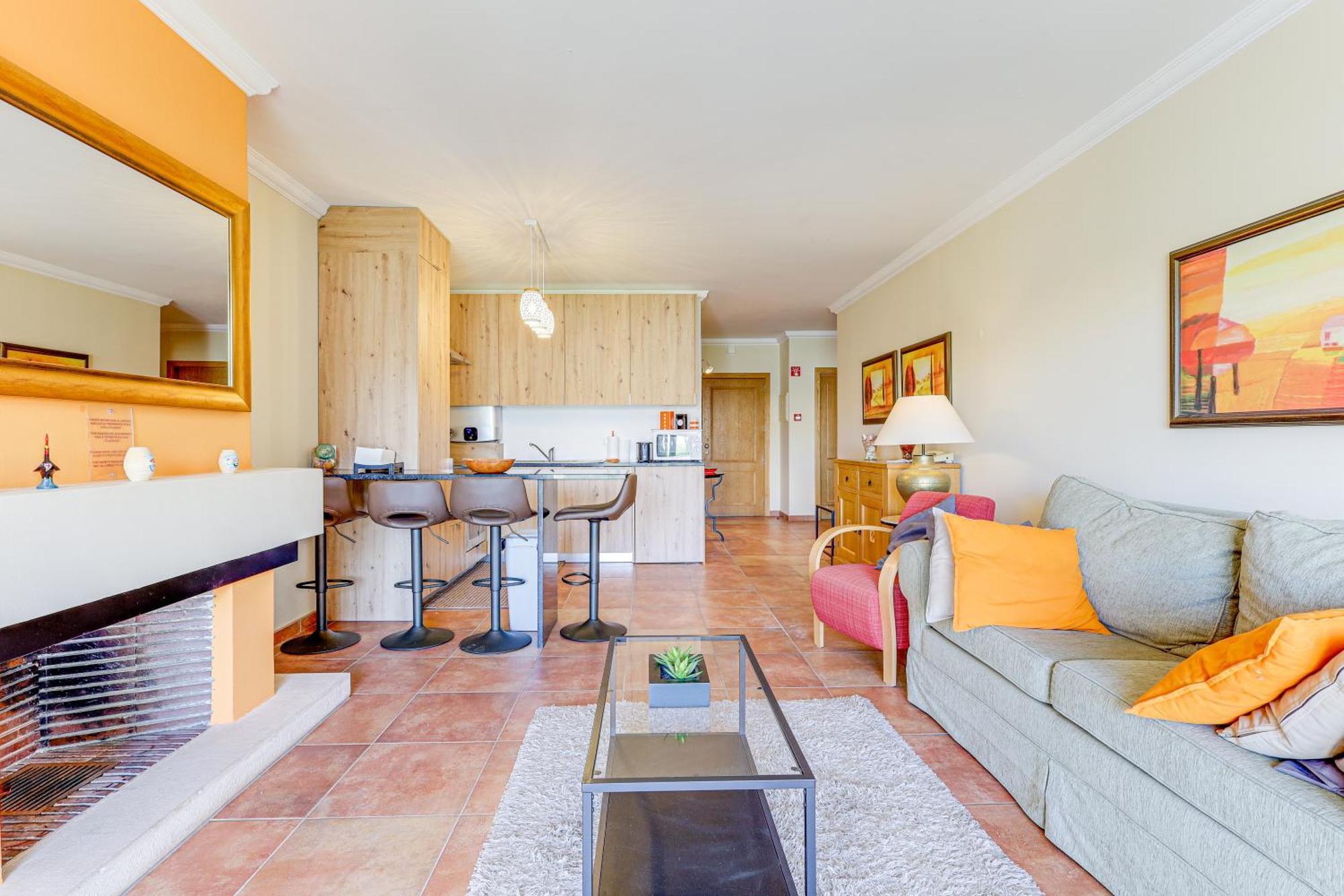 Apartment With 2 Bedrooms, 2M To The Beach Armação de Pêra Eksteriør billede