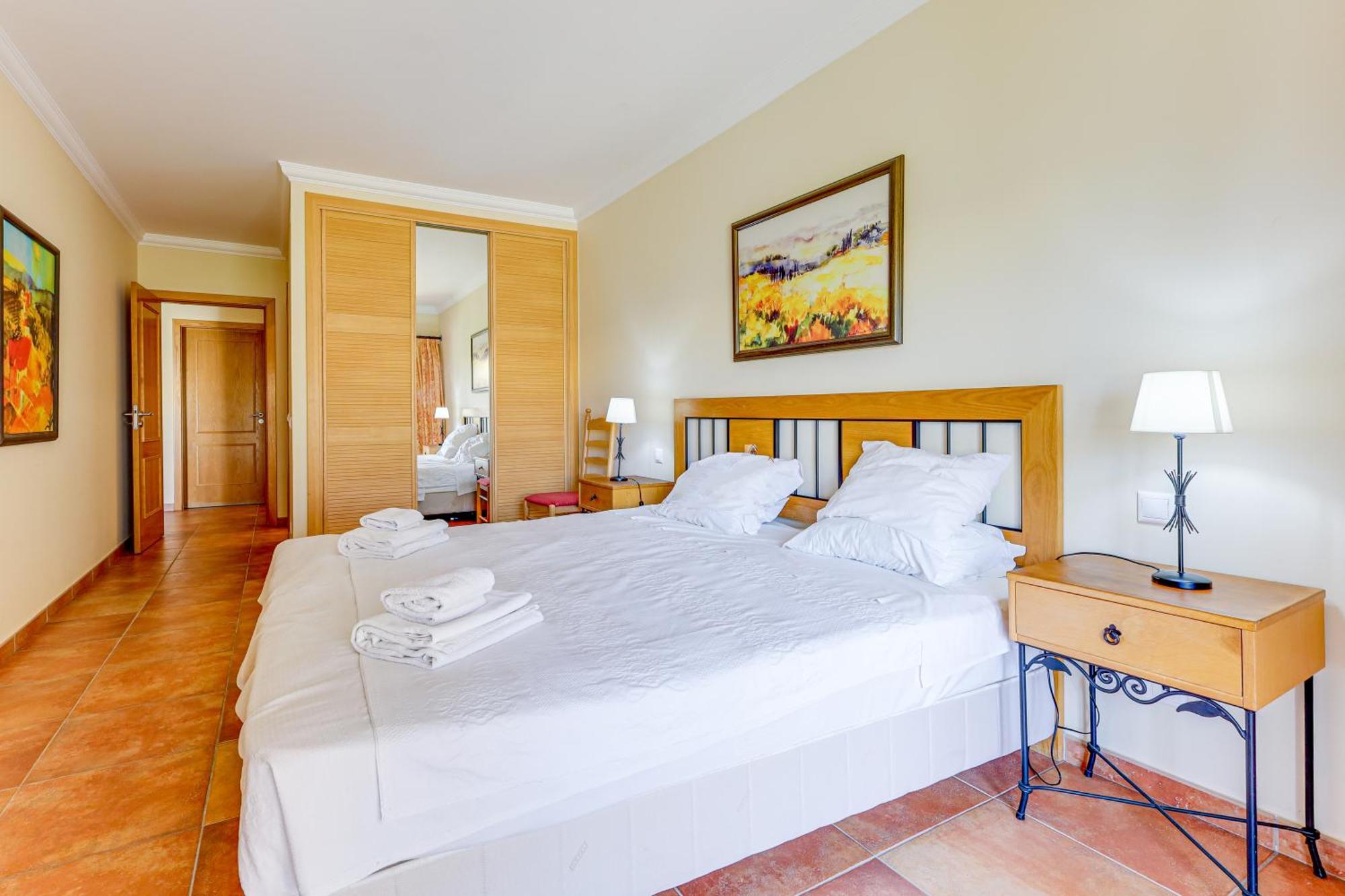 Apartment With 2 Bedrooms, 2M To The Beach Armação de Pêra Eksteriør billede